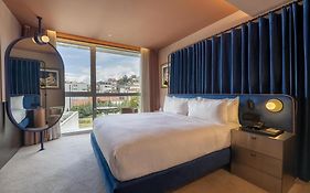 Cenica Porto Hotel, Curio Collection By Hilton